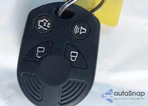 2012 Ford Focus Se z USA, uszkodzony, nr VIN 1FAHP3F20CL211751